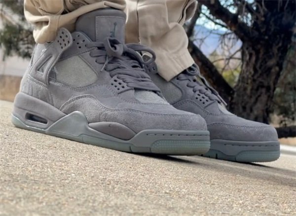Air Jordan 4 Retro ‘Cool Grey’ photo review