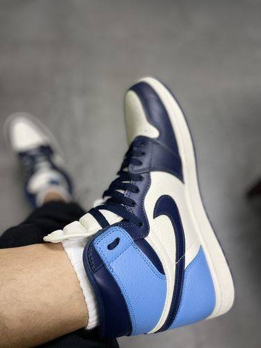 Air Jordan 1 Retro High OG ‘Obsidian’ photo review