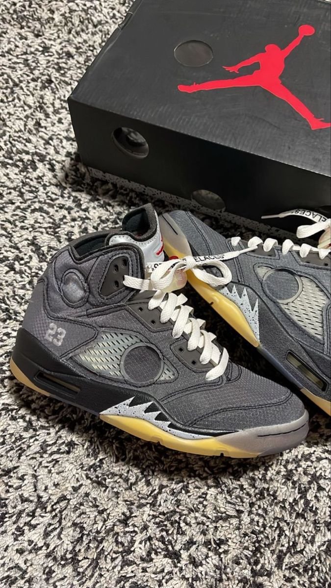 Air Jordan 5 x Off-White Retro SP ‘Muslin’ photo review