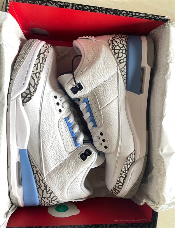 Air Jordan 3 Retro ‘UNC’ photo review
