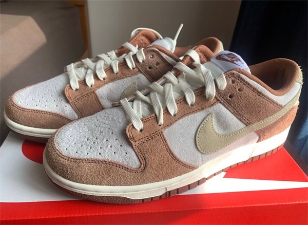 Nike Dunk Low ‘Medium Curry’ photo review