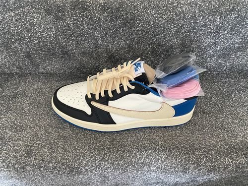Air Jordan 1 Retro Low x Fragment Design x Travis Scott x ‘Sail Black Military Blue’ photo review