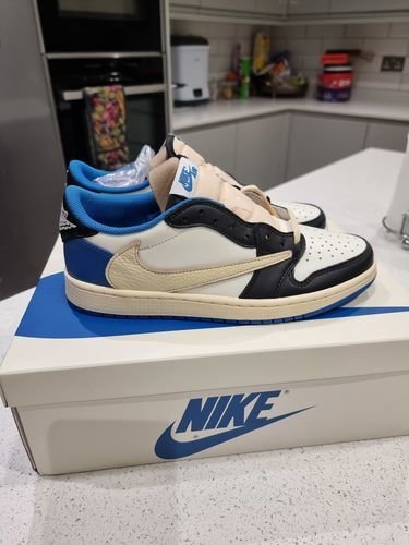 Air Jordan 1 Retro Low x Fragment Design x Travis Scott x ‘Sail Black Military Blue’ photo review