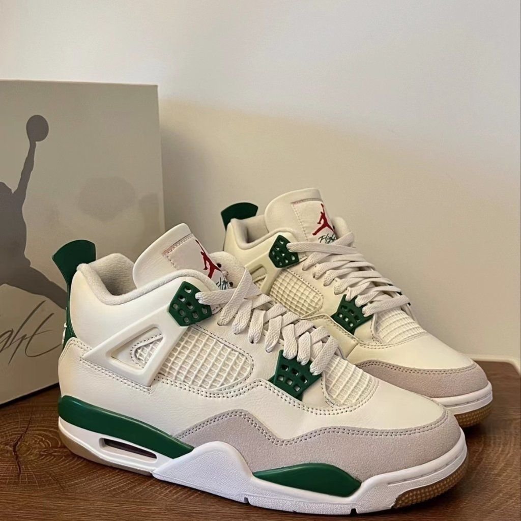 Air Jordan 4 Retro SB ‘Pine Green’ photo review