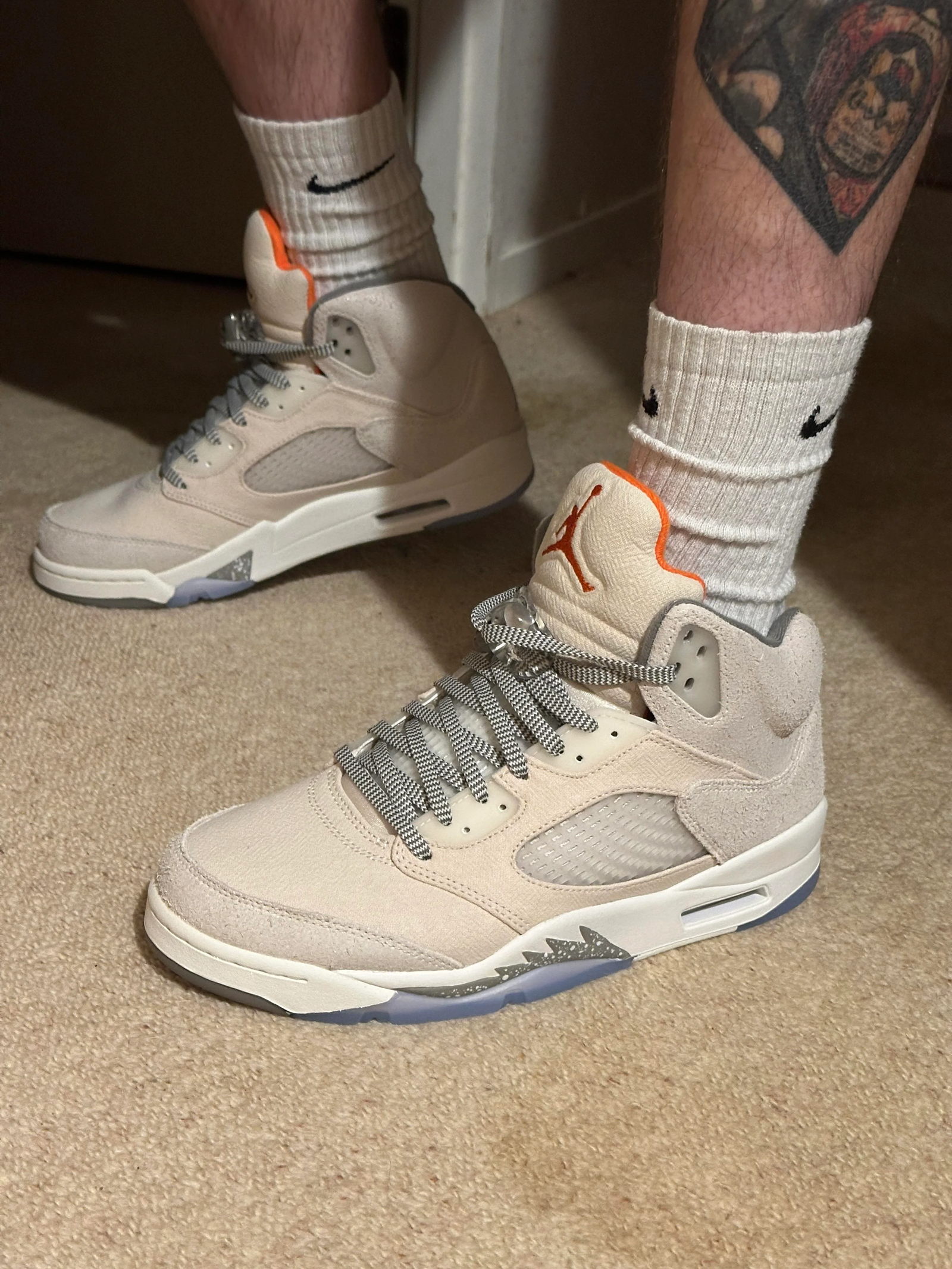 Air Jordan 5 Retro SE ‘Craft Light Orewood Brown’ photo review