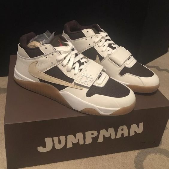 Air Jordan Jumpman Jack TR x Travis Scott ‘Sail’ photo review