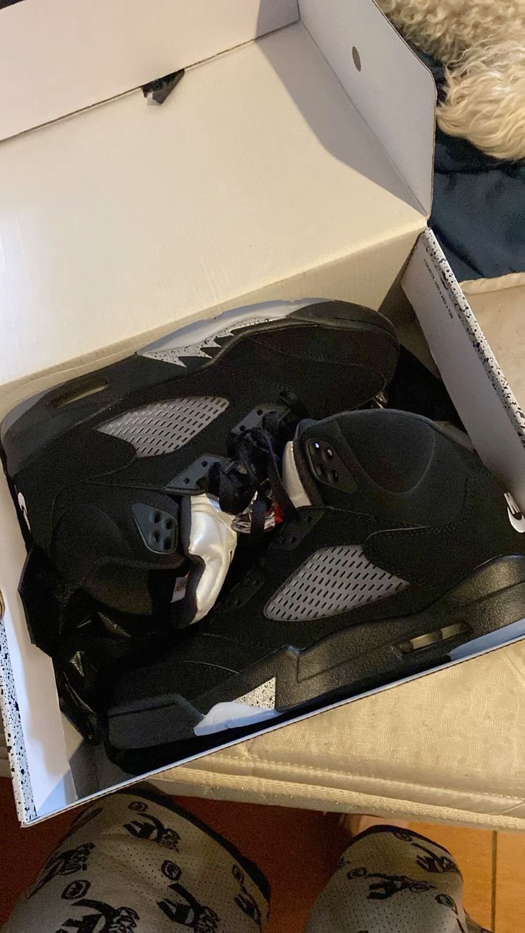 Air Jordan 5 Retro OG ‘Black Metallic Reimagined’ photo review